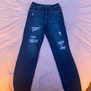 american eagle ripped skinny jeans